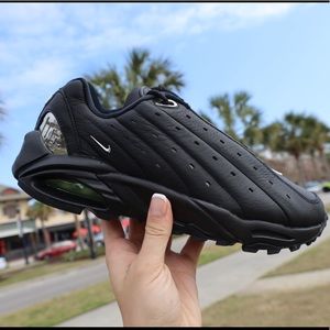 Nike Hot Step Air Terra - Men’s 8.5